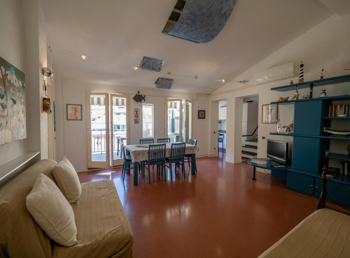 Lassu Apartment With View Vernazza Exteriör bild