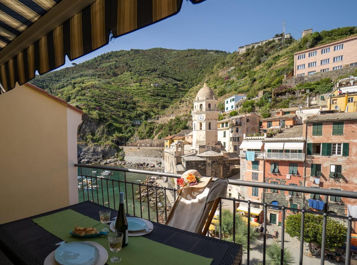 Lassu Apartment With View Vernazza Exteriör bild